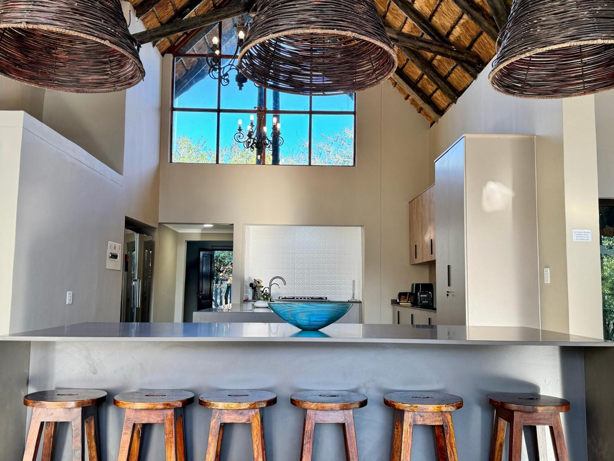 Pangolin Game Lodge - Self Catering, Incl 2 Game Drives Per Day Matlhagame Екстериор снимка