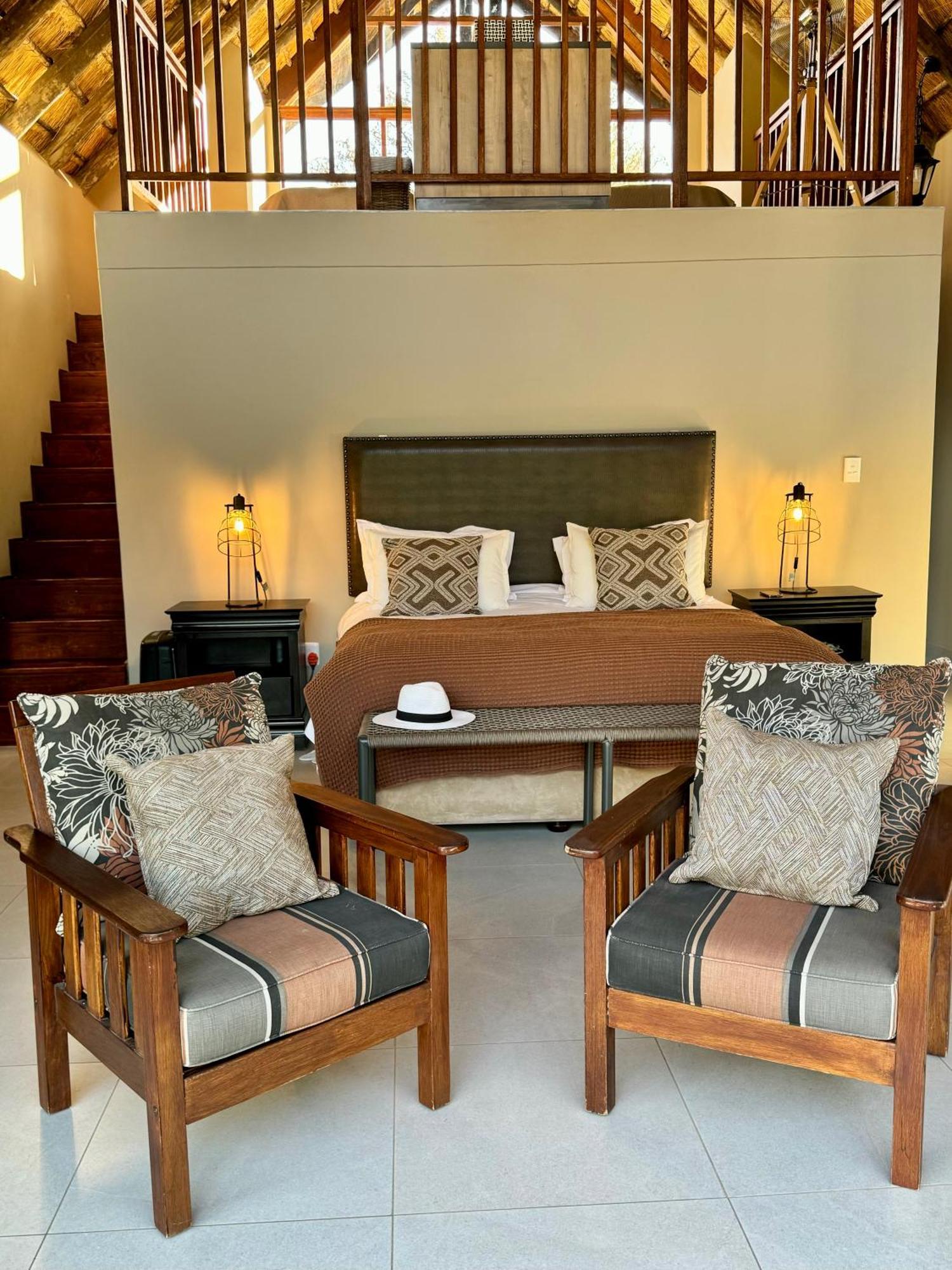 Pangolin Game Lodge - Self Catering, Incl 2 Game Drives Per Day Matlhagame Екстериор снимка
