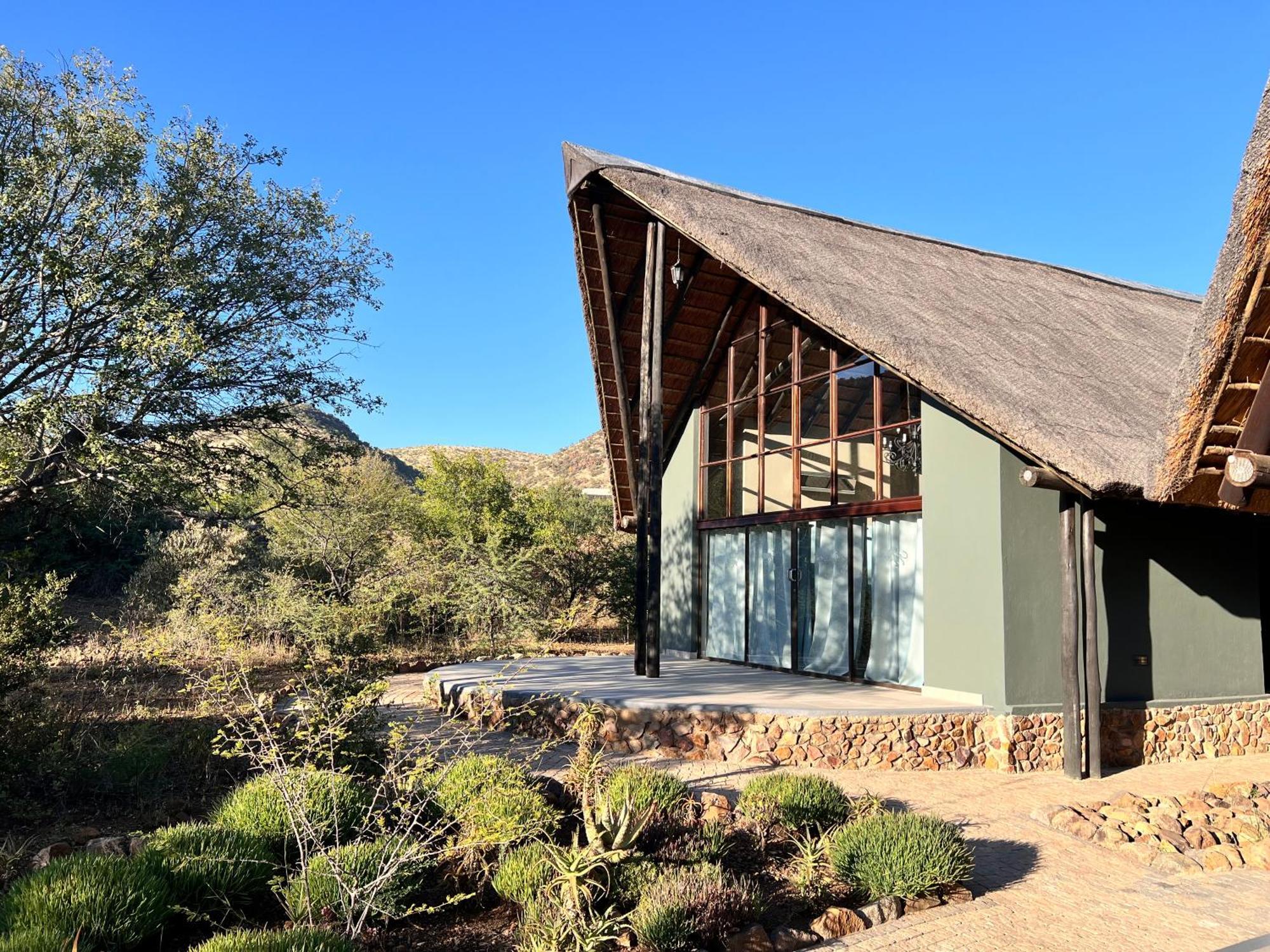Pangolin Game Lodge - Self Catering, Incl 2 Game Drives Per Day Matlhagame Екстериор снимка