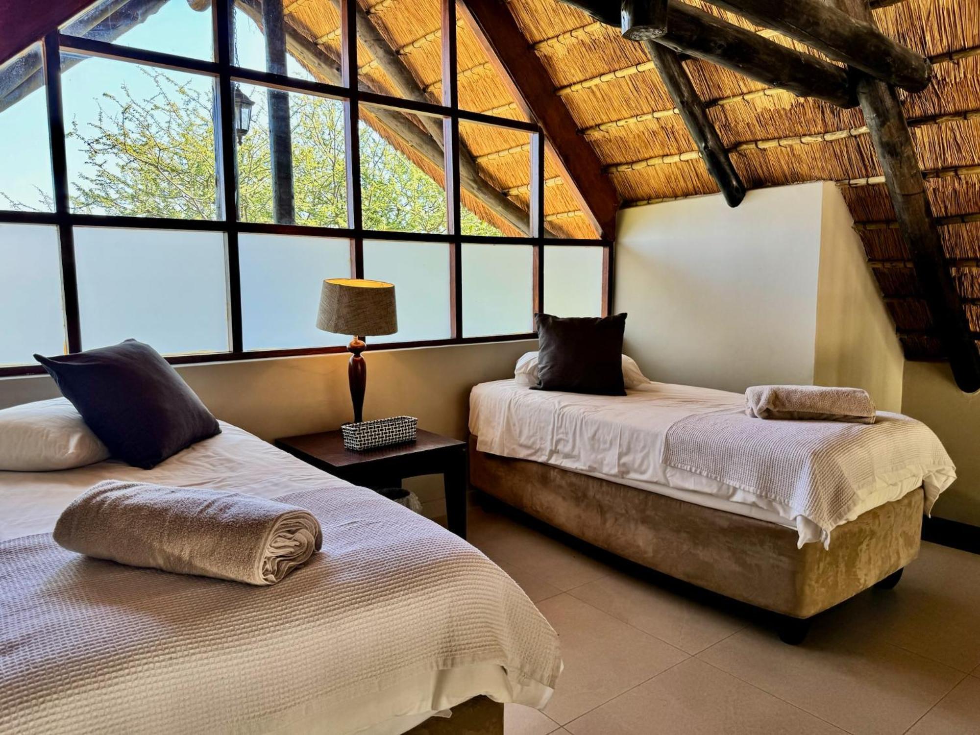 Pangolin Game Lodge - Self Catering, Incl 2 Game Drives Per Day Matlhagame Екстериор снимка