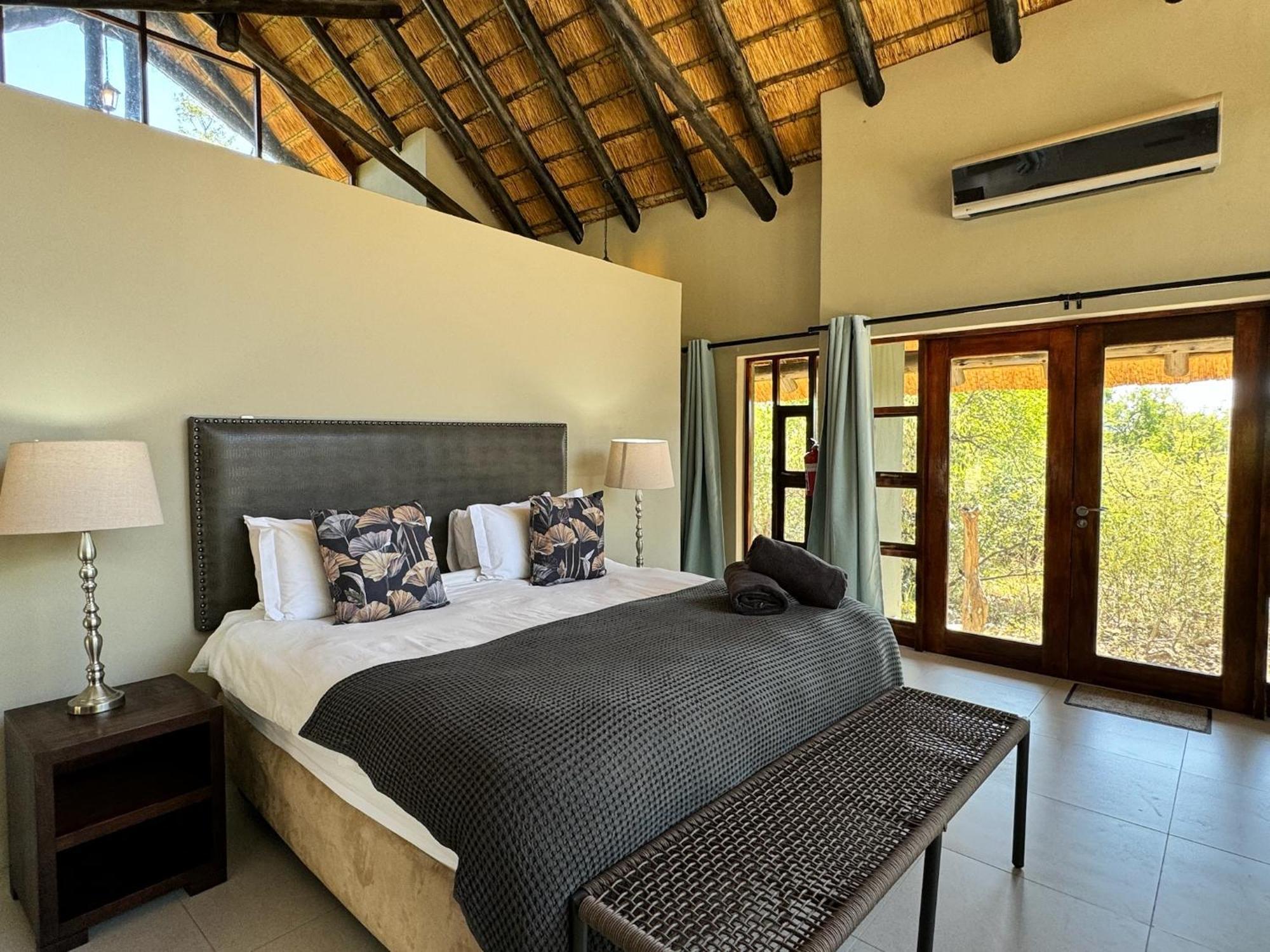 Pangolin Game Lodge - Self Catering, Incl 2 Game Drives Per Day Matlhagame Екстериор снимка