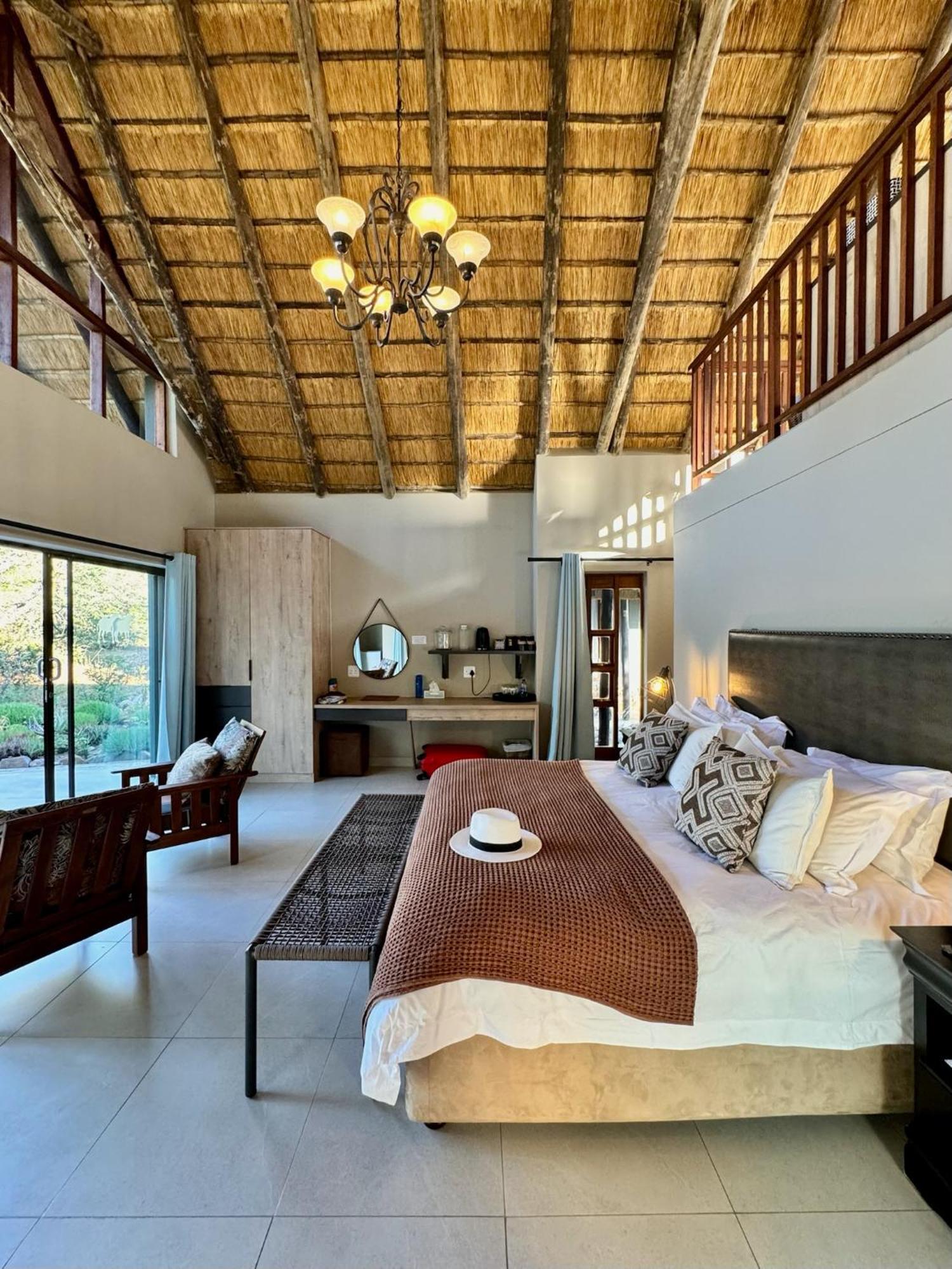 Pangolin Game Lodge - Self Catering, Incl 2 Game Drives Per Day Matlhagame Екстериор снимка