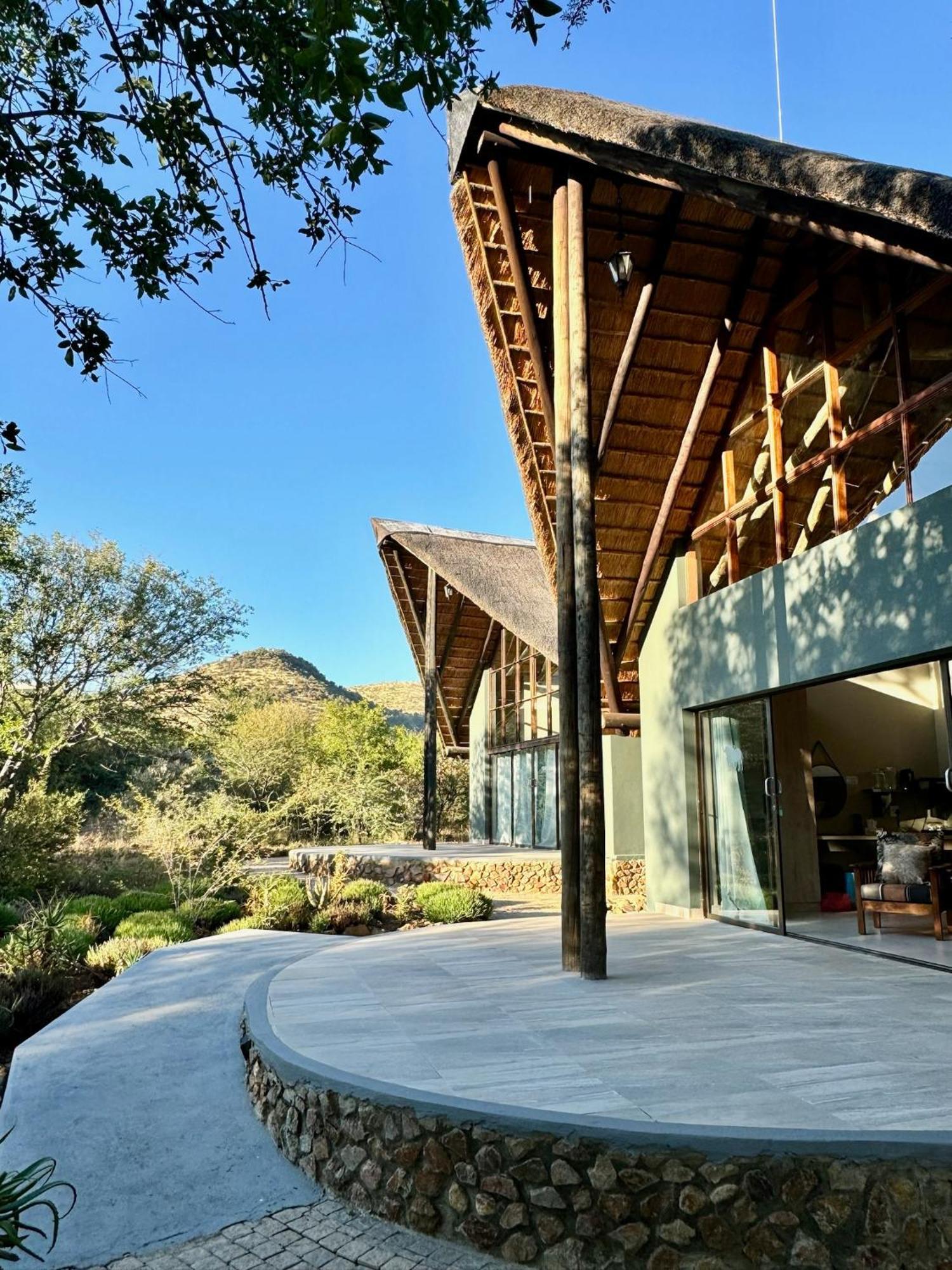 Pangolin Game Lodge - Self Catering, Incl 2 Game Drives Per Day Matlhagame Екстериор снимка